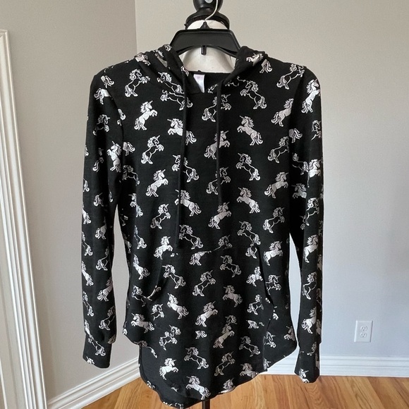 No Boundaries silver unicorn size small 3/5 light weight hoodie silver and black - Picture 9 of 15